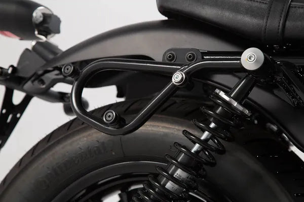 Moto Guzzi V9 Bobber [2017–2024] – SLC Seitenträger rechts