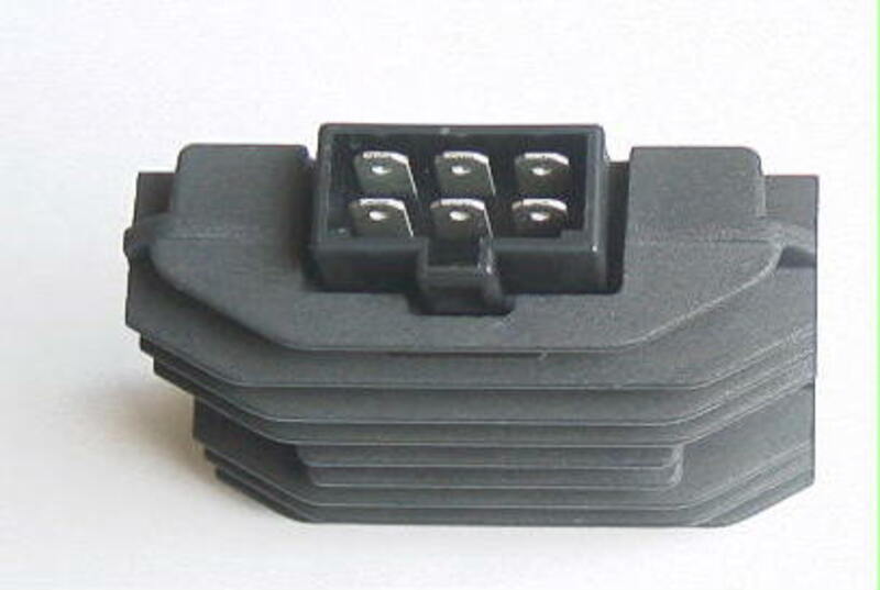 Kawasaki Zephyr 750 [TOURMAX] - Regulator - Kawasaki