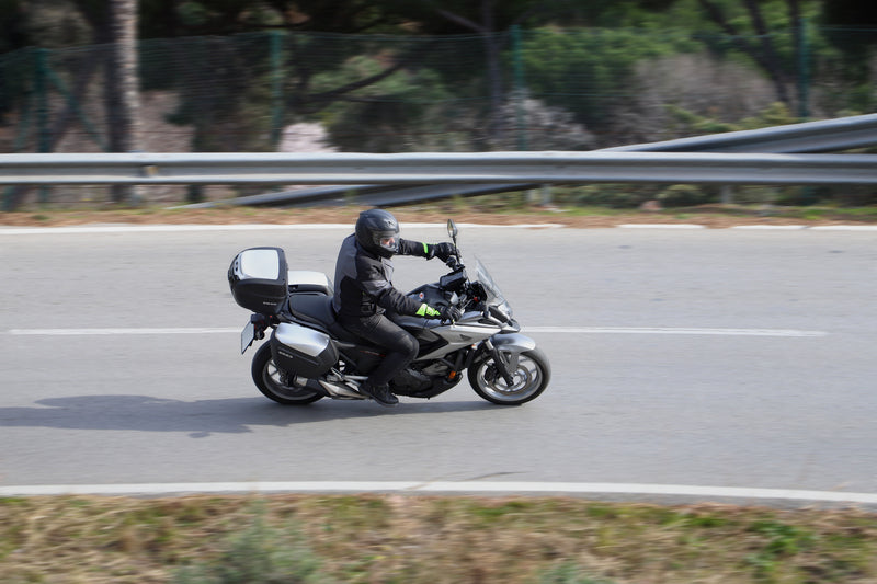 Kymco Ak 550 [SHAD] - SH23 side case aluminum 5 kg 23 L