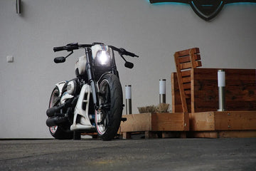 Harley Davidson V-Rod [CULT WERK] – Carénage de phare - 0