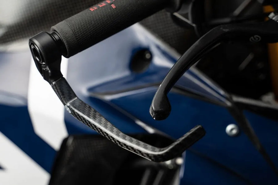 aprilia tuono v4 r [GILLES TOOLING] – Carbon brake lever protector