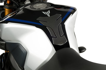 KTM RC 390 [2025] - PUIG Drei Tankprotektor | Carbon-Optik | PUIG 3075C