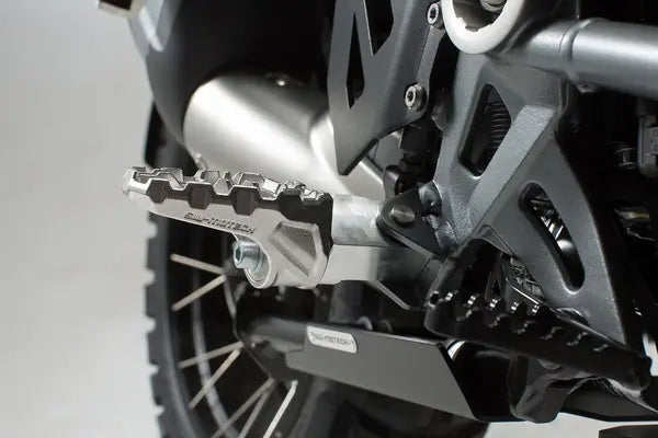 CFMOTO 800 MT-X [2025-2026] - Jeu de repose-pieds EVO, version FRS.10.112.10000 – photo 6