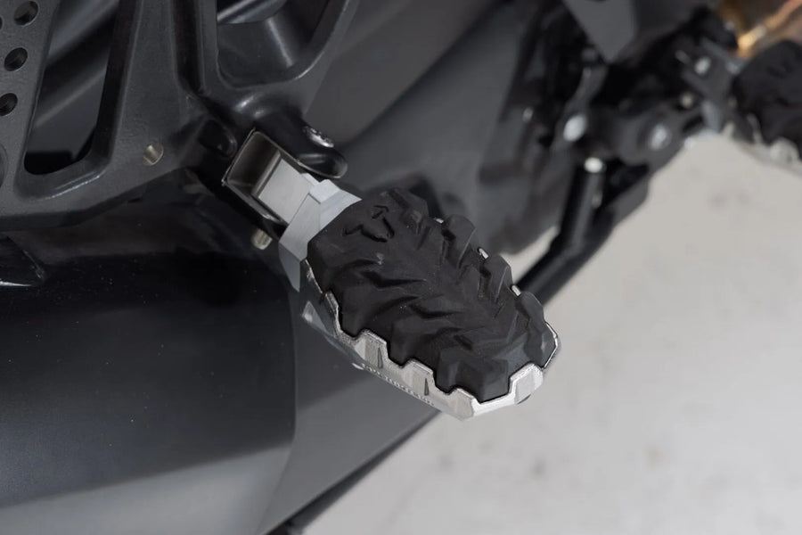 Harley Davidson Pan America 1250 [SW-MOTECH] – Repose-pieds Evolution