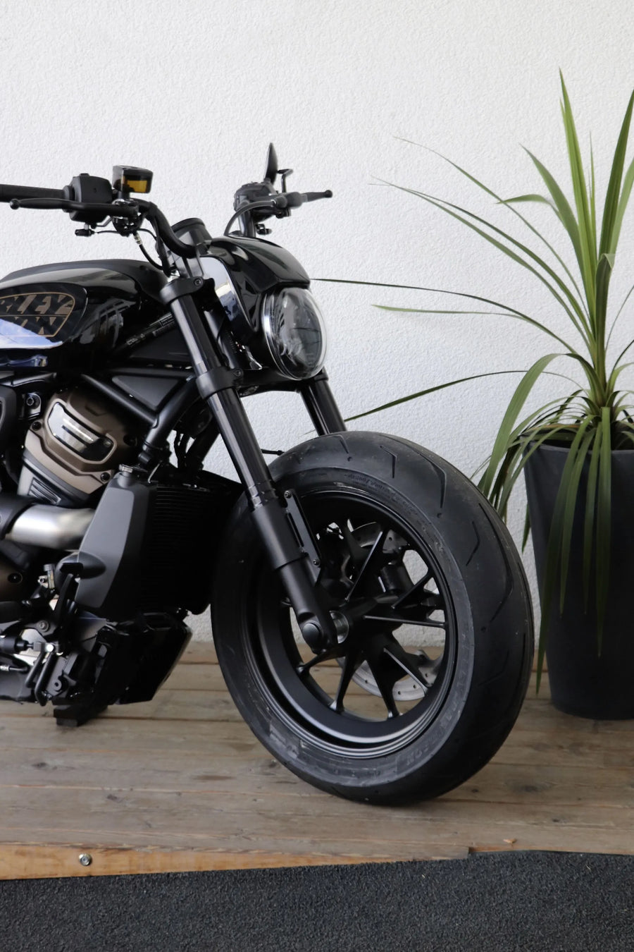 Harley Davidson Sportster S 1250 [CULT WERK] – jeu de phares