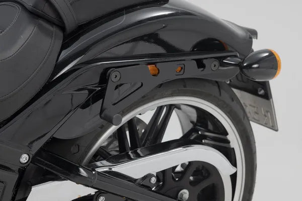 Harley-Davidson Softail Fat Boy [2018–2024] – SLH Seitenträger links