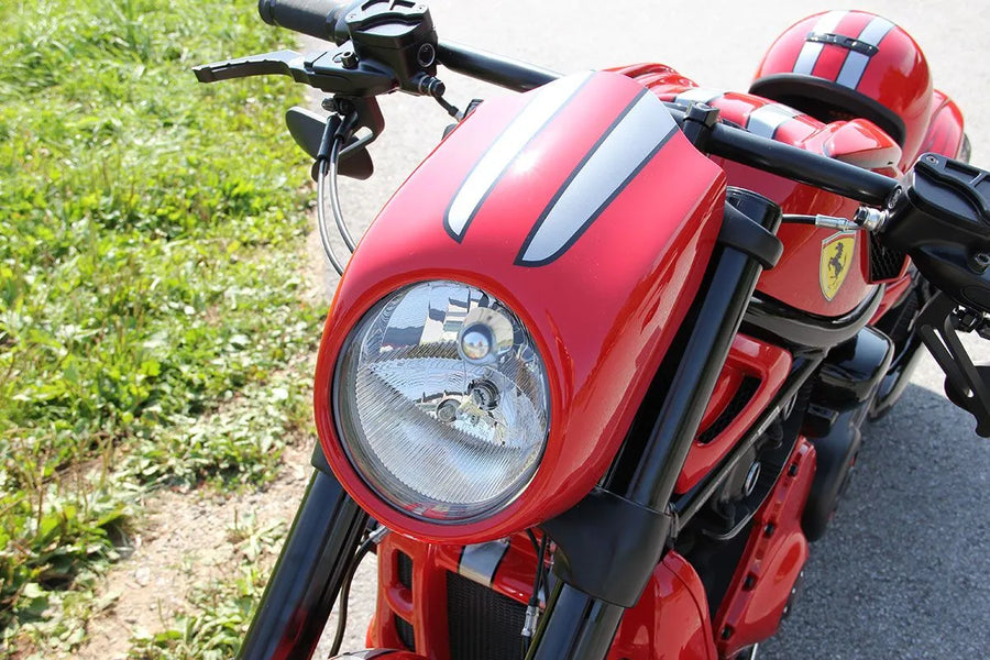 Harley Davidson V-Rod [CULT WERK] – Carénage de phare