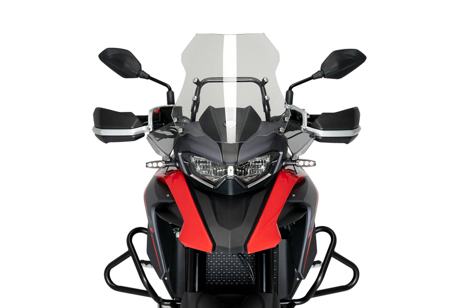 QJ SRT 700X ON ROAD [2025] – Déflecteur de vent allongé – teinté