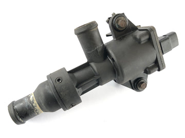 BMW M 535i E28 [1986] - Bride de liquide de refroidissement avec thermostat