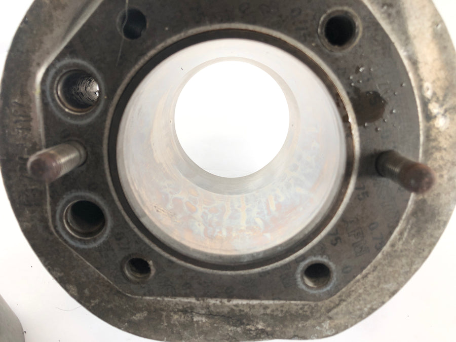 BMW R 75/6 [1974] - Cylindre avec piston à droite
