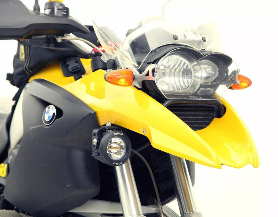 BMW R 1200 GS [DENALI] – vue détaillée du support de feu de position