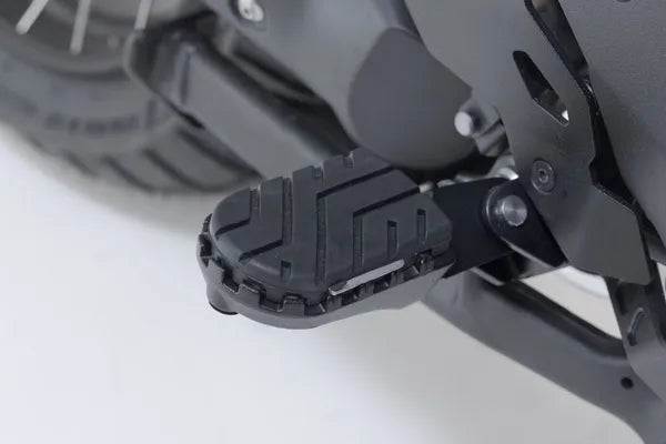 Honda NX 500 A [2026] - ION Fußrastenkit – Bild 3