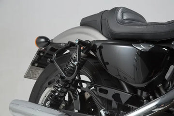 Harley-Davidson XL 883 R [2008–2015] – SLC Seitenträger rechts