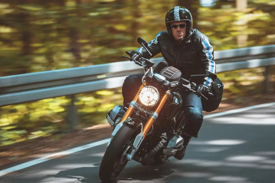 ducati s 750 [SW-MOTECH] – Legend Gear strap-on tank bag LT2