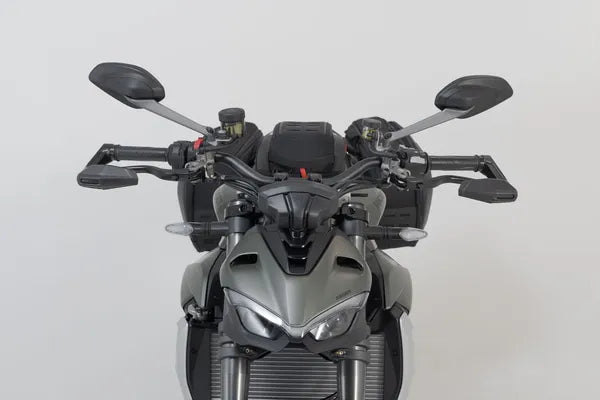Daytona 955 [SW-MOTECH] – lever guards with wind protection