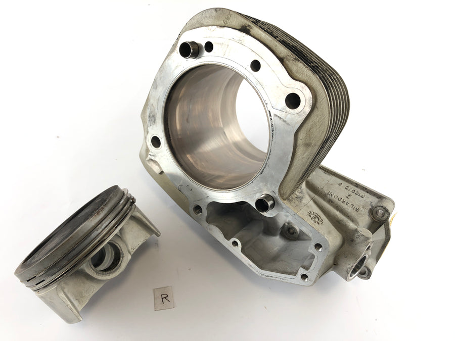 BMW R 1100 R Type 259 [1999] - Cylindre avec piston droit