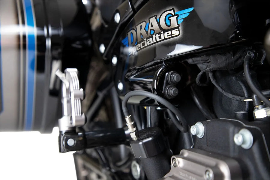 Harley-Davidson FXD 1923 Super Glide 117 [2026] - Air-A M-Eight Softail air suspension - picture 3