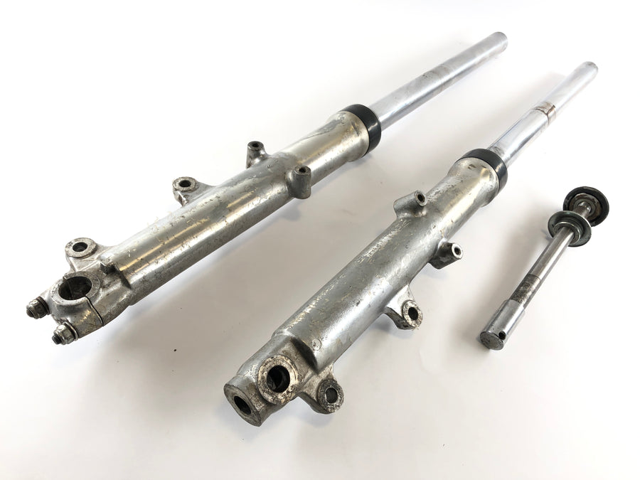 Yamaha XS 650 Type 447 [1975] - Fourche Fourche télescopique avec axe