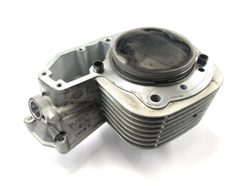 BMW R 1150 R R21 [2001] - cylinder with piston on the right
