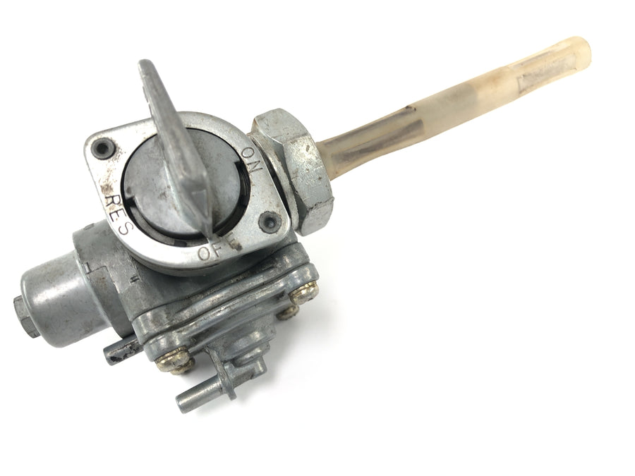 Honda CBX 750 RC17 [1984] - Robinet d'essence, valve d'essence, valve d'essence