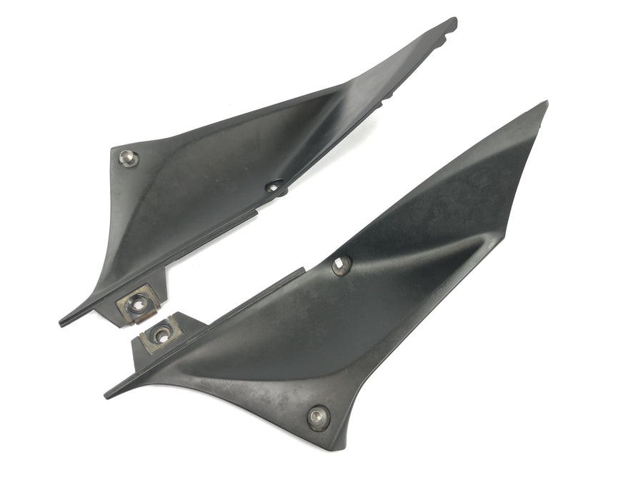 Yamaha YZF R1 RN09 [2002] - inner fairing air duct cover pair