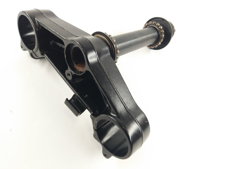 Aprilia RST 1000 Futura [2004] - Fork Bridge ci-dessous