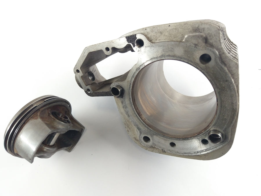 BMW R 1100 GS [1994] - Cylindre avec piston