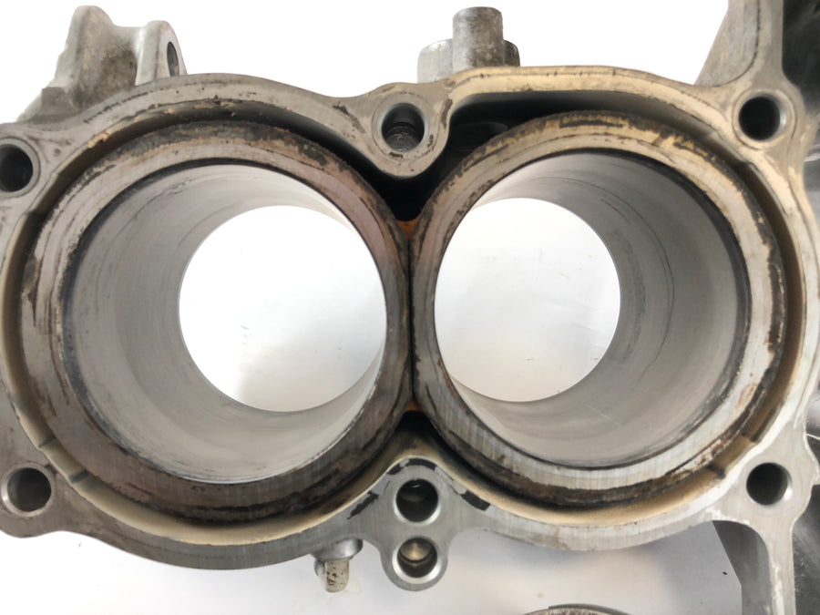 Honda CBR 1000F SC24 [1992] - Cylindre avec piston
