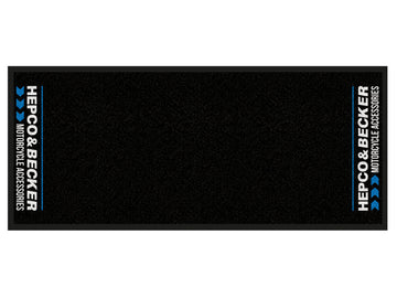 Tapis noir avec inscription Hepco & Becker