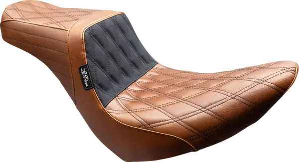 Harley Davidson FXLRST [LE PERA] – Siège avant relevé