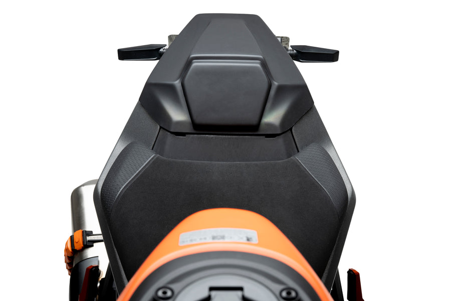 KTM 990 DUKE R [2025] – Carénage arrière – Look carbone