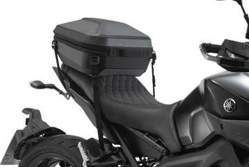 Aprilia Tuono 1000 [SW-MOTECH] – Variante de sangle de tension pour top case Urban ABS avec insert de base