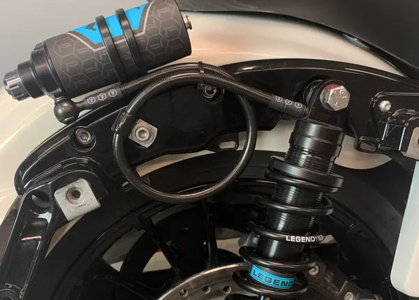 Harley-Davidson FLHX 1923 Street Glide 117 [2026] - REVO ARC Remote Reservoir External Mount - Image 10