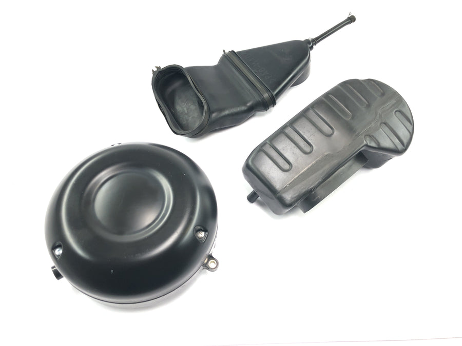 Yamaha XVS 650 4VR [1997] - Air filter box Air filter housing Intake box