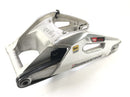 Aprilia RSV4 1000 [2010] - Support de fixation de la roue arrière du bras oscillant cassé-2