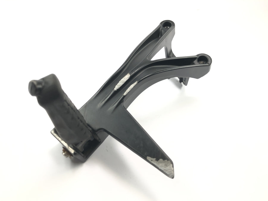 KTM RC 125 [2016] - Repose-pieds passager support repose-pieds arrière gauche