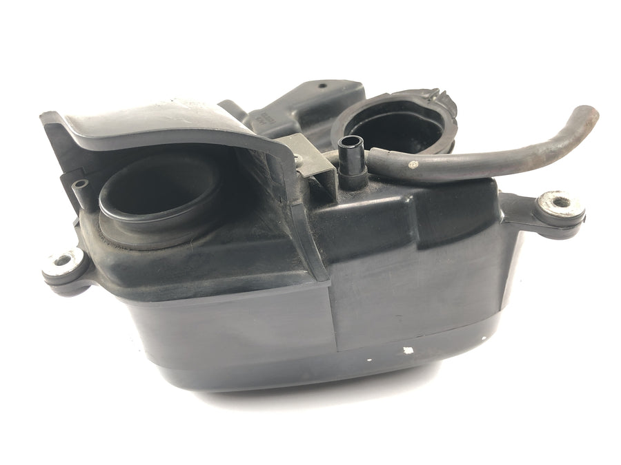 Yamaha XV 1600 Wild Star VP08 [2002] - Air filter box air filter housing