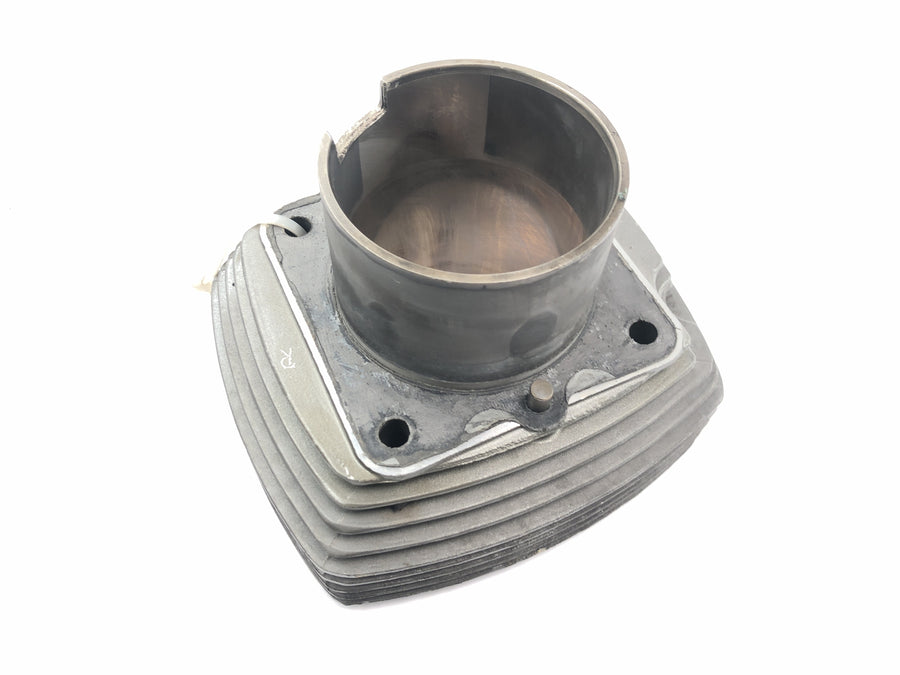 Moto Guzzi V10 Centauro [1998] - cylinder with piston on the right
