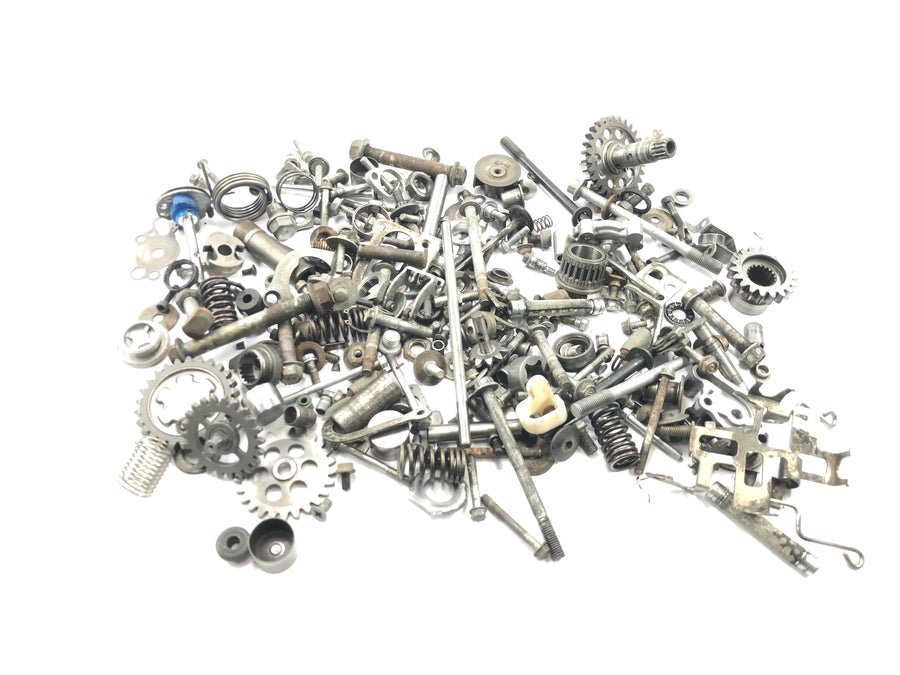 Suzuki RM Z 250 RJ41A [2007] - remaining parts and screws mixed lot of small parts