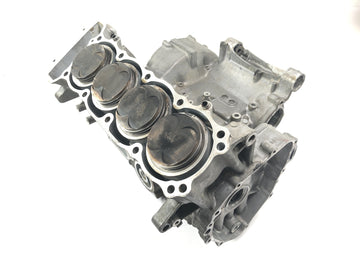 Honda CBR 900 RR Fireblade SC33 [2000] - Carter moteur avec pistons