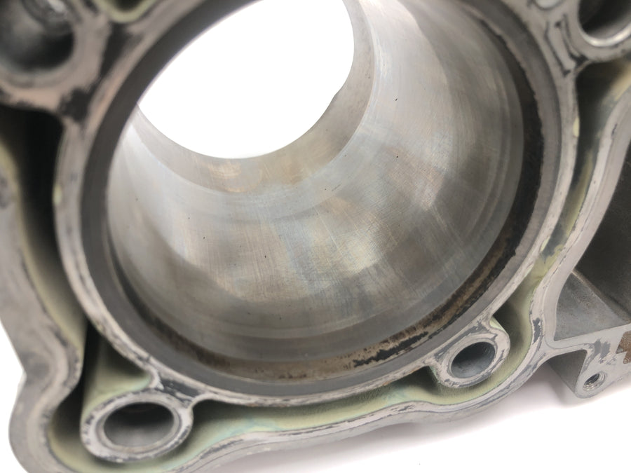 Honda XRV 750 Africa Twin RD04 [1992] - cylinder with piston at the front
