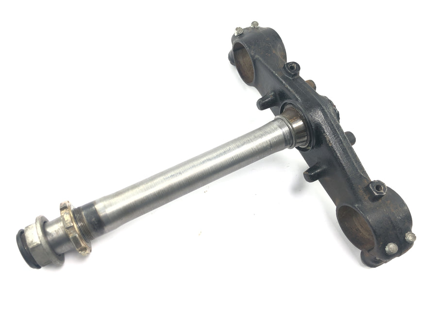 Honda NX 650 Dominator RD02 [1994] - lower fork bridge lower steering head part