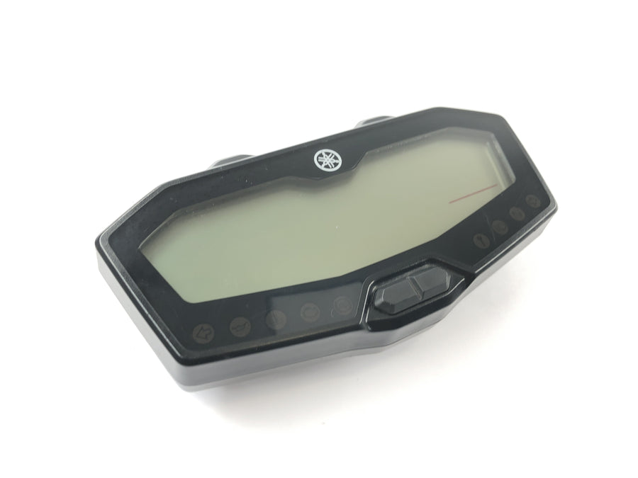 Yamaha MT07 RM04 [2014] - Speedometer cockpit instrument display speedometer 22,000 km