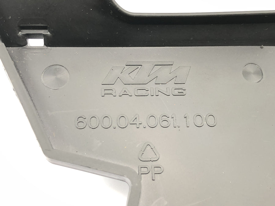 KTM 950 Adventure LC8 [2004] - Protection de chaîne arrière