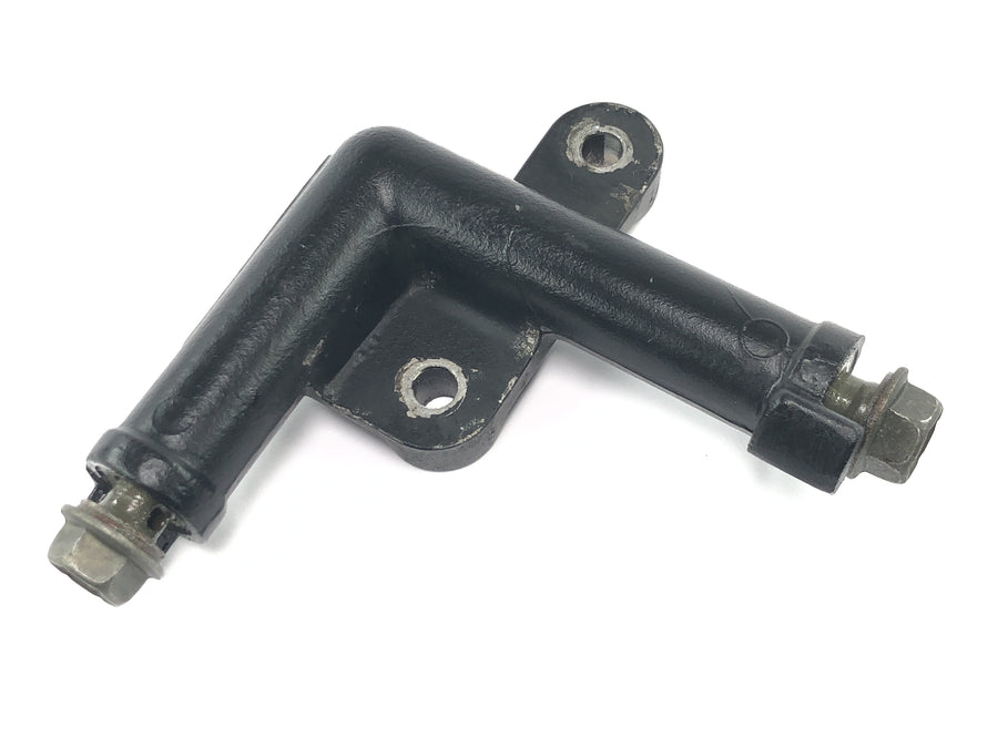 Yamaha XV 1600 Wild Star VP08 [2002] - Brake force distributor front brake line