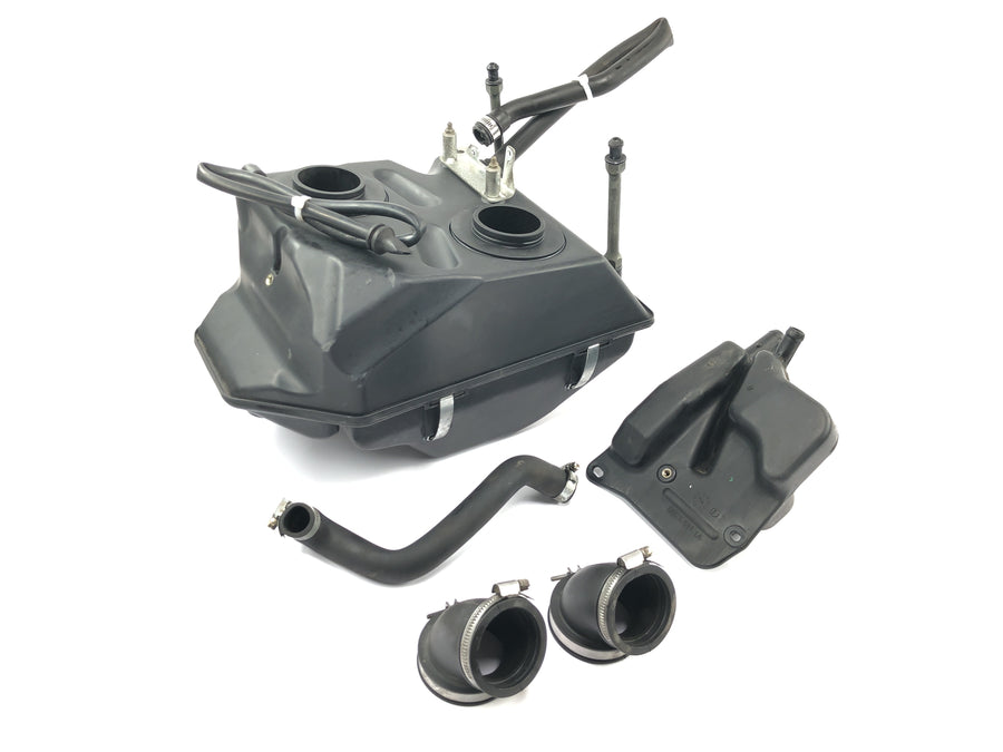 Ducati Monster SR2 800 M4 [2006] - Air filter box airbox intake manifold