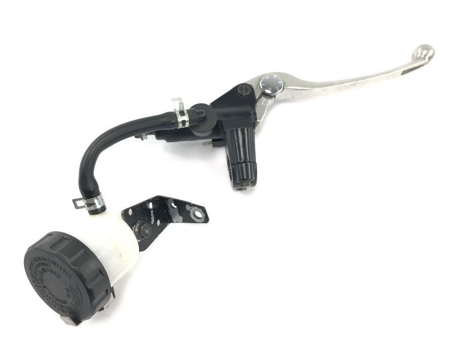 Suzuki GSX R 1000 WVBZ K3 [2003] - Front brake pump, hand brake pump, brake handle