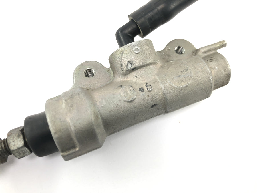 Yamaha DT 125 R DE03 [2000] - Rear brake pump rear wheel brake cylinder master cylinder Nissin