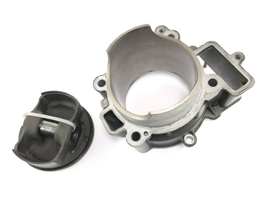 KTM 950 Adventure LC8 [2004] - Cylindre avec piston avant