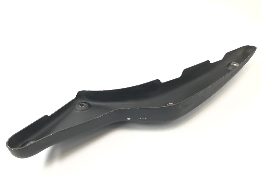 Suzuki VZ 1500 WVCU [2011] - Jambe de force d'aile arrière support gauche garde-boue arrière